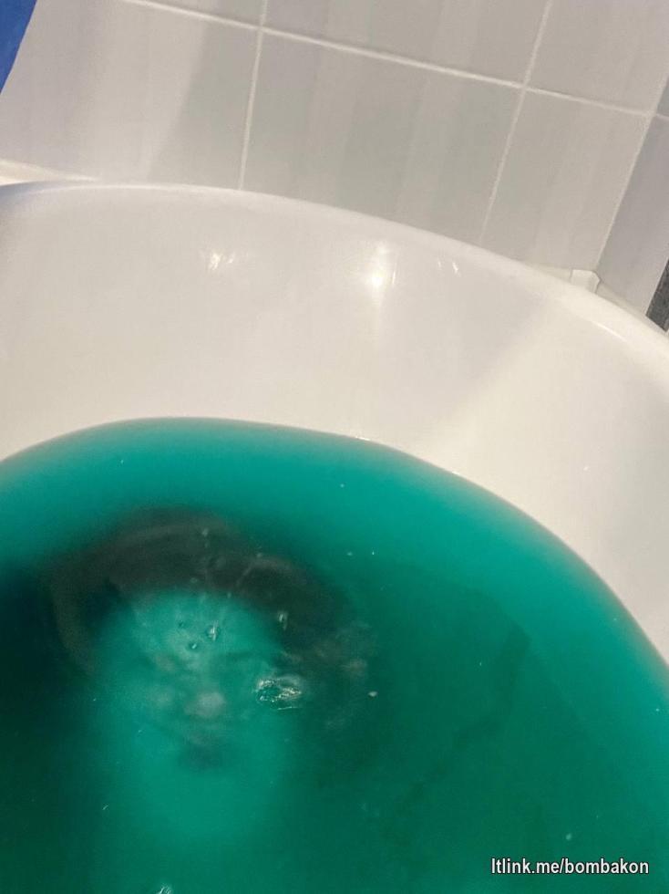 Я хотел сделать фотку в прикольной воде, но забыл что надо задержать дыхание